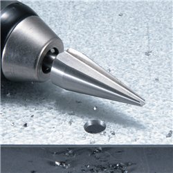 Broca cónica 24 - 40 x 64 mm MAKITA D-40076