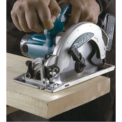 Sierra Circular MAKITA DSS610RTJ 18V 165mm 5.0Ah DSS610RTJ Sierras Circulares